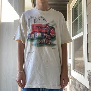 Fruit-of-the-loom Men's White and Cream T-shirt